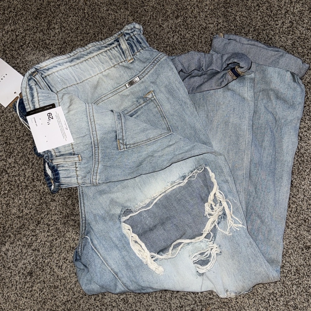 KanCan Light Blue Distressed Ankle Jeans